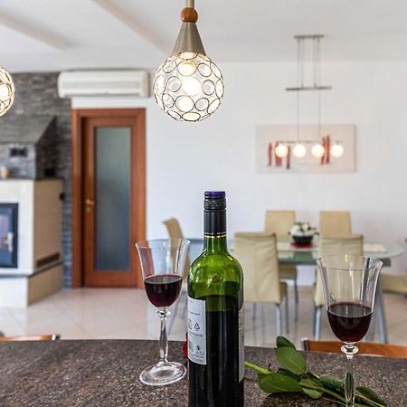 Luksuzna Villa Sa Privatnim Unutarnjim Bazenom Villa Garden Podstrana Ngoại thất bức ảnh