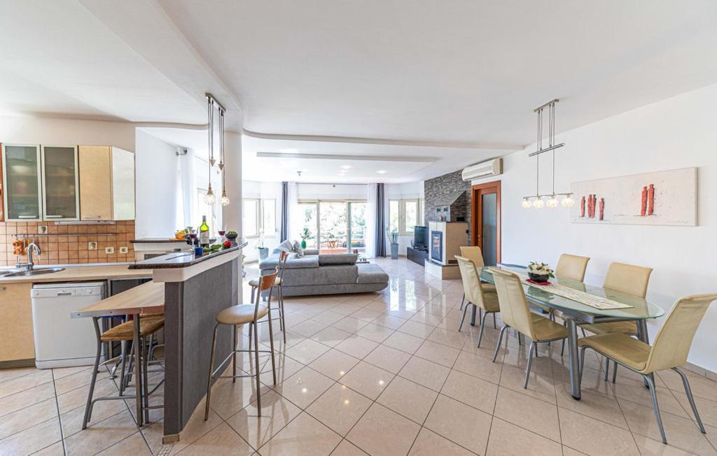 Luksuzna Villa Sa Privatnim Unutarnjim Bazenom Villa Garden Podstrana Ngoại thất bức ảnh